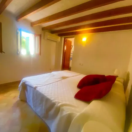 公寓 Ullal - Rural Charm-agritourism Approx 65000 Meters Private Mountain And Outdoor Adventure Agritourism Equipated - Private Mountain Path Approximately 5 Minutes Walking From The -ideal For Relaxation *