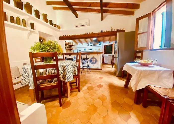 Ullal - Rural Charm-agritourism Approx 65000 Meters Private Mountain And Outdoor Adventure Agritourism Equipated - Private Mountain Path Approximately 5 Minutes Walking From The -ideal For Relaxation بورت دي بوينسا