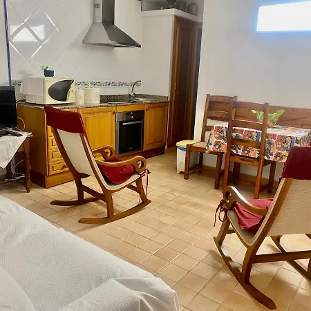 Puerto De Pollensa Villa: Mountain Retreat Near *