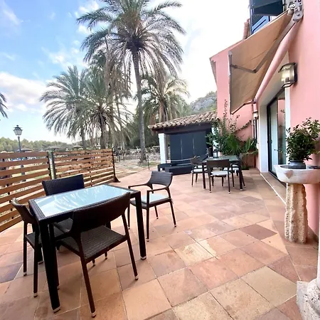 Puerto De Pollensa Villa: Mountain Retreat Near * Port de Pollenca