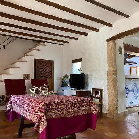 Apartmán Ullal - Rural Charm-agritourism Approx 65000 Meters Private Mountain And Outdoor Adventure Agritourism Equipated - Private Mountain Path Approximately 5 Minutes Walking From The -ideal For Relaxation *