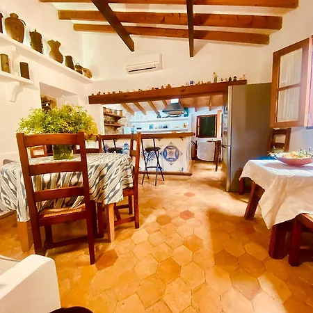 Ullal - Rural Charm-agritourism Approx 65000 Meters Private Mountain And Outdoor Adventure Agritourism Equipated - Private Mountain Path Approximately 5 Minutes Walking From The -ideal For Relaxation Port de Pollença