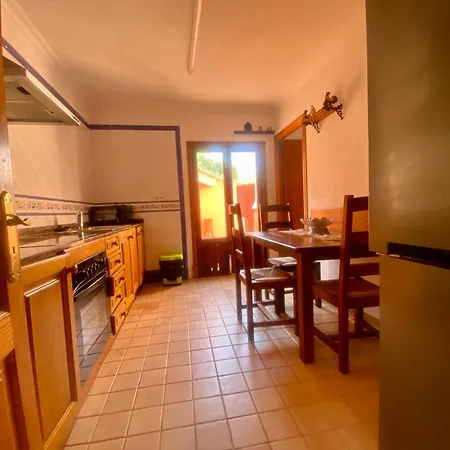 Апартаменти Ullal - Rural Charm-agritourism Approx 65000 Meters Private Mountain And Outdoor Adventure Agritourism Equipated - Private Mountain Path Approximately 5 Minutes Walking From The -ideal For Relaxation Порт-де-Польєнса