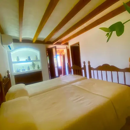 Apartmán Ullal - Rural Charm-agritourism Approx 65000 Meters Private Mountain And Outdoor Adventure Agritourism Equipated - Private Mountain Path Approximately 5 Minutes Walking From The -ideal For Relaxation *
