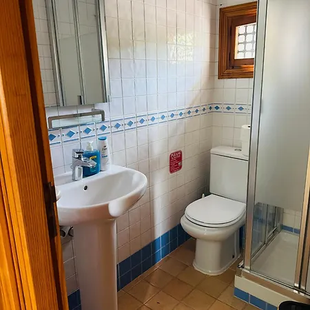 Ullal - Rural Charm-agritourism Approx 65000 Meters Private Mountain And Outdoor Adventure Agritourism Equipated - Private Mountain Path Approximately 5 Minutes Walking From The -ideal For Relaxation Apartmán