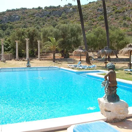 Puerto De Pollensa Villa: Mountain Retreat Near