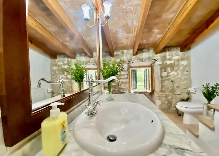 Apartment Ullal - Rural Charm-agritourism Approx 65000 Meters Private Mountain And Outdoor Adventure Agritourism Equipated - Private Mountain Path Approximately 5 Minutes Walking From The -ideal For Relaxation Port de Pollença