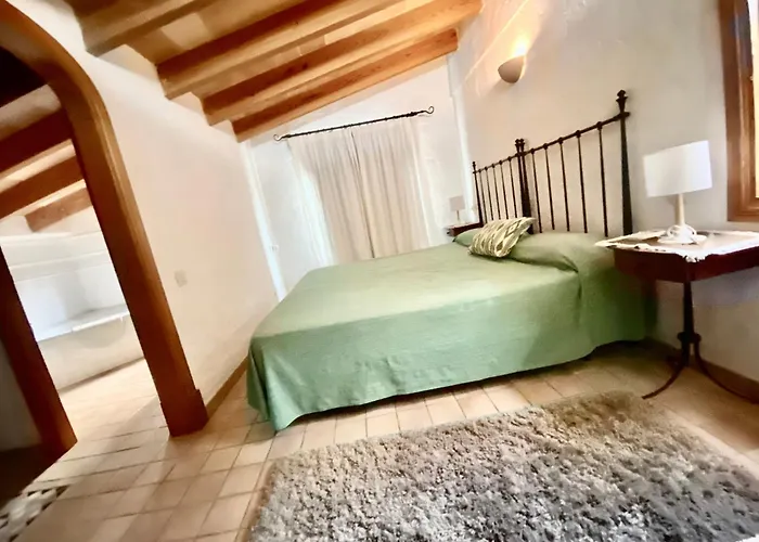 Ullal - Rural Charm-agritourism Approx 65000 Meters Private Mountain And Outdoor Adventure Agritourism Equipated - Private Mountain Path Approximately 5 Minutes Walking From The -ideal For Relaxation Apartamento *