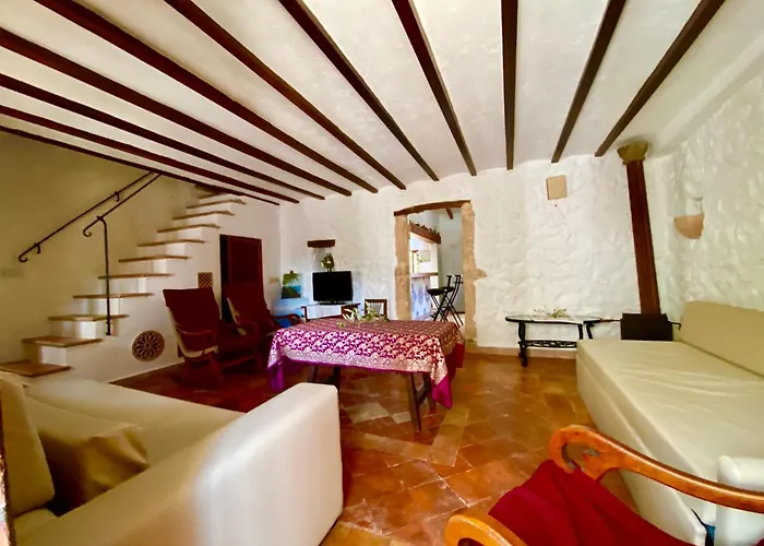 Ullal - Rural Charm-agritourism Approx 65000 Meters Private Mountain And Outdoor Adventure Agritourism Equipated - Private Mountain Path Approximately 5 Minutes Walking From The -ideal For Relaxation Port de Pollença