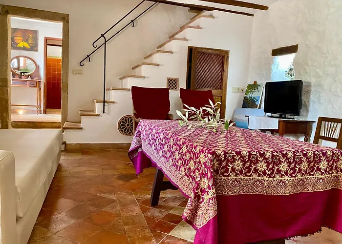 Ullal - Rural Charm-agritourism Approx 65000 Meters Private Mountain And Outdoor Adventure Agritourism Equipated - Private Mountain Path Approximately 5 Minutes Walking From The -ideal For Relaxation