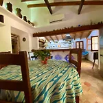 Puerto De Pollensa Villa: Mountain Retreat Near Port de Pollenca