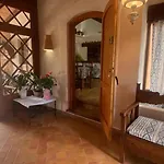 Puerto De Pollensa Villa: Mountain Retreat Near Apartment