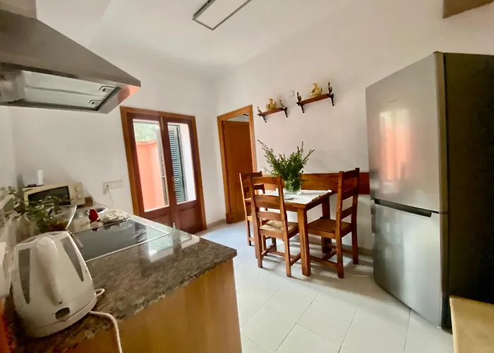 Ullal - Rural Charm-agritourism Approx 65000 Meters Private Mountain And Outdoor Adventure Agritourism Equipated - Private Mountain Path Approximately 5 Minutes Walking From The -ideal For Relaxation Apartament