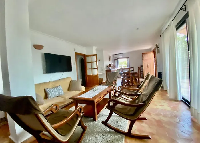 Apartament Ullal - Rural Charm-agritourism Approx 65000 Meters Private Mountain And Outdoor Adventure Agritourism Equipated - Private Mountain Path Approximately 5 Minutes Walking From The -ideal For Relaxation *