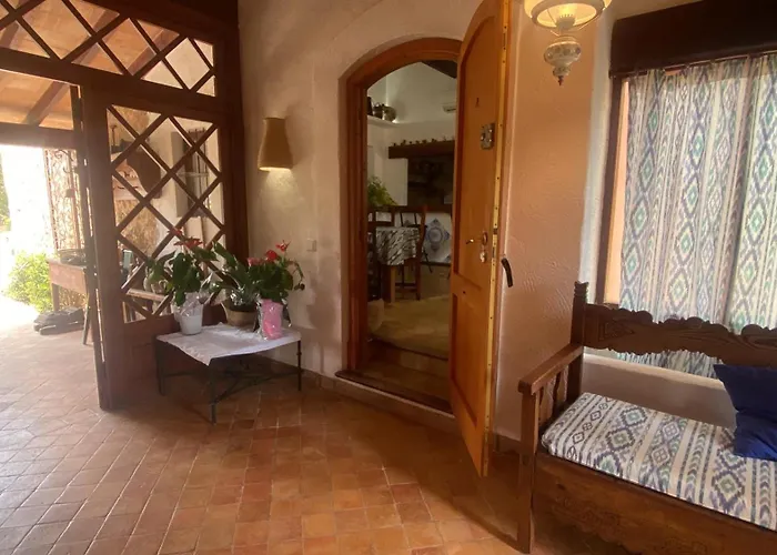 Ullal - Rural Charm-agritourism Approx 65000 Meters Private Mountain And Outdoor Adventure Agritourism Equipated - Private Mountain Path Approximately 5 Minutes Walking From The -ideal For Relaxation Apartament