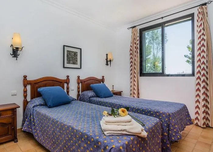 Ullal - Rural Charm-agritourism Approx 65000 Meters Private Mountain And Outdoor Adventure Agritourism Equipated - Private Mountain Path Approximately 5 Minutes Walking From The -ideal For Relaxation Apartament